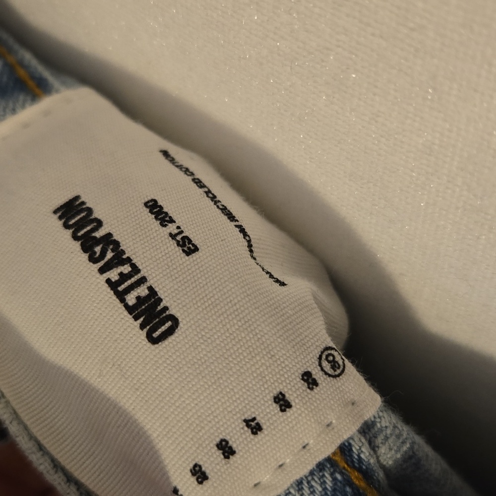 OneTeaspoon Distressed Light Blue Denim Jean - Picture 7 of 8